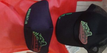 AKTS prepara los regalos para la primera del año
