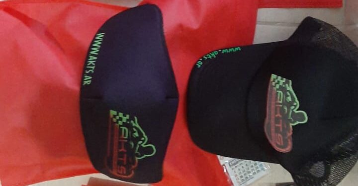 AKTS prepara los regalos para la primera del año
