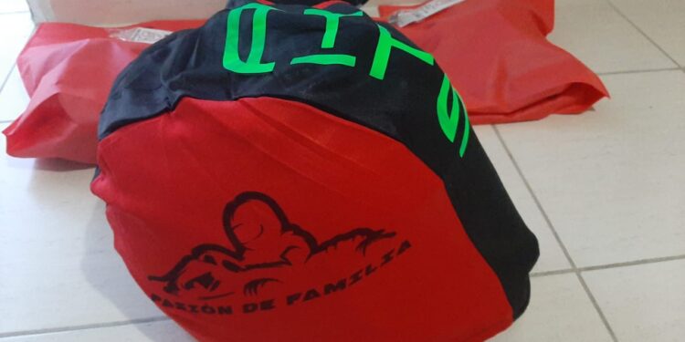 AKTS prepara los regalos para la primera del año